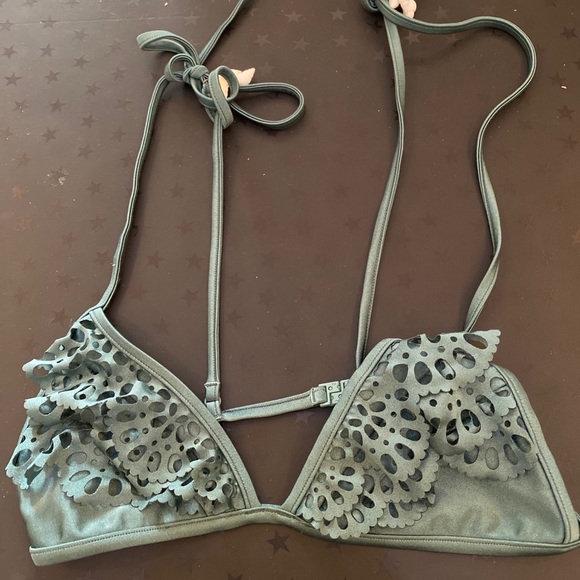 ビキニ ZIMMERMANN BEACHWEAR Zimmermann August Diamond Trim Bikini Set in Forest Green | FWRD